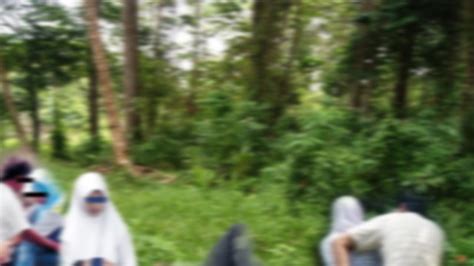 bokep abg di hutan|Ngentot Gadis ABG Di Hutan Meski Sedang Hujan